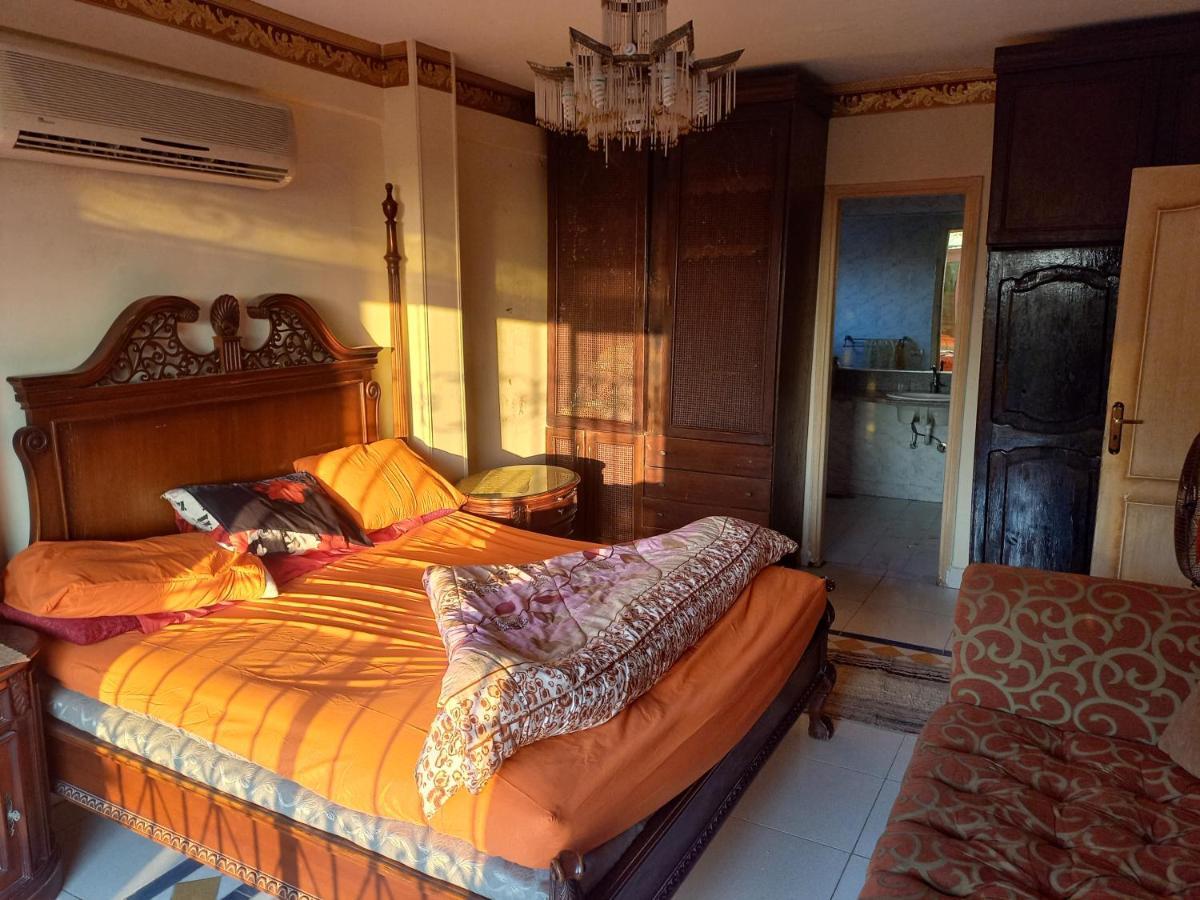 شقة Hot Above The Within Special 3 Bedroom 2 Toilets 24 Service Parking Free Inside Free *