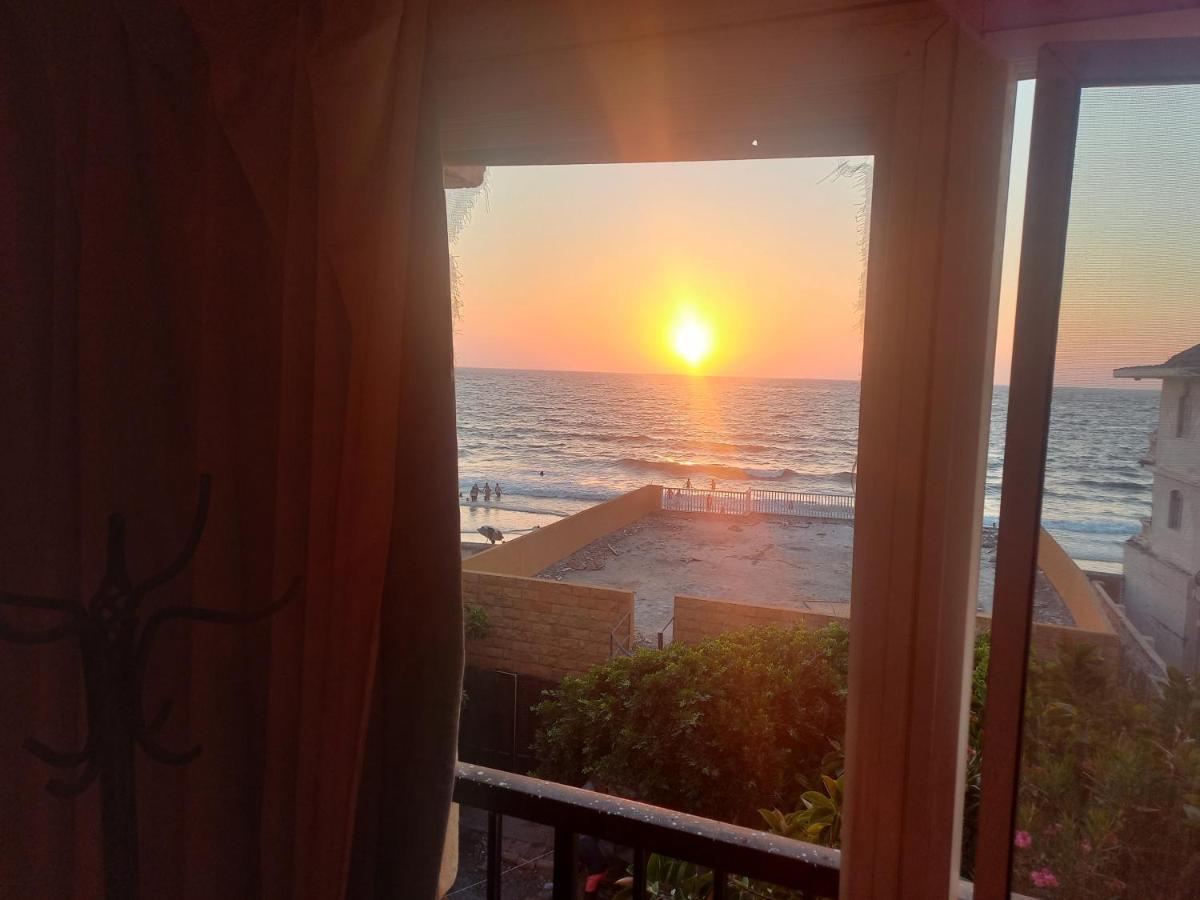 Hot Above The Within Special 3 Bedroom 2 Toilets 24 Service Parking Free Inside Free شقة *